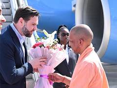 
      
      JD Vance welcomed in Agra by CM Yogi Adityanath
      
      