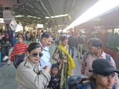
      
      Jammu railway authorities facilitate safe return of stranded tour
      
      