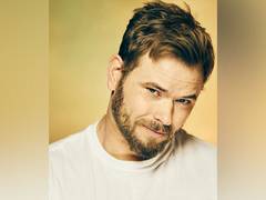 
      
      Kellan Lutz, Cam Gigandet reunite for 'Desert Dawn'
      
      
