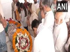 
      
      Rajasthan CM pays tribute to Neeraj Udhwan
      
      