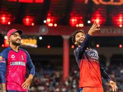 
      
      IPL 2025: RR wins toss, opt to bowl against RCB
      
      