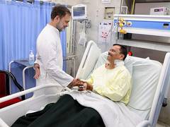 
      
      Rahul Gandhi meets J-K CM Omar Abdullah and injured in hospital
      
      