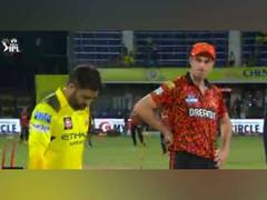 
      
      IPL 2025: SRH wins toss, opts to bowl first against CSK
      
      