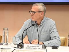 
      
      J-K CM Omar Abdullah holds meeting with tourism stakeholders 
      
      