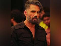 
      
      Suniel Shetty urges citizens to plan holiday in Kashmir
      
      