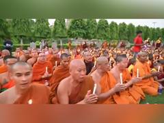 
      
      Buddhist monks pay tribute to Pahalgam terror attack victims
      
      