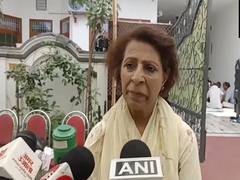 
      
      Renu W Bhatia visits Pahalgam attack victim's family in Karnal
      
      