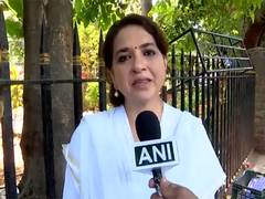 
      
      pposition itself stays 'gayab' from important occasions: Shaina 
      
      
