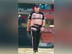 
      
      PBKS fast bowling coach James Hopes advise ahead of CSK clash
      
      