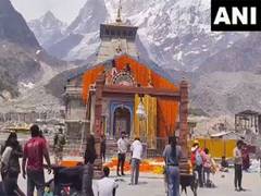 
      
      Kedarnath temple being adorned with 13 quintals of flowers
      
      