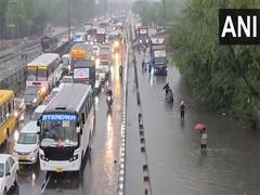 
      
      Delhi: Heavy traffic congestion, trees uprooted due to rains
      
      