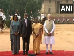 
      
      Angolan Prez receives ceremonial welcome at Rashtrapati Bhavan
      
      