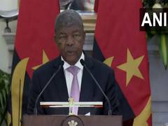 
      
      Angolan President brings “message of admiration