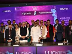 
      
      Vaishnaw flags off associations with global companies for IICT 
      
      