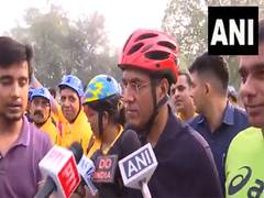 
      
      Mansukh Mandaviya joins ‘Fit India Sunday on Cycle’ campaign
      
      