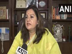 
      
      Priyanka Chaturvedi condemns online abuse of Navy Officer's widow
      
      