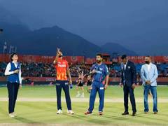 
      
      IPL 2025: Lucknow Super Giants win toss, opt to bowl first 
      
      