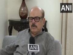 
      
      Congress MP Tariq Anwar welcomes SC decision to schedule hearing 
      
      