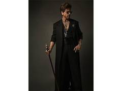 
      
      I'm Shah Rukh: SRK introduces himself to western media at Met
      
      