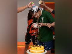 
      
      Pat Cummins turns 32, celebrates birthday with SRH players 
      
      