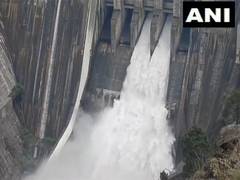 
      
      J&K: Two gates of Baglihar Dam opened due to heavy rainfall
      
      