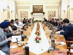 
      
      EAM Jaishankar, Iranian counterpart review bilateral ties
      
      