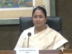 
      
      Delhi CM chairs meeting with Health minister, officials
      
      