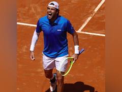 
      
      Italian Open: Berrettini, Rudd to square off in third round clash
      
      