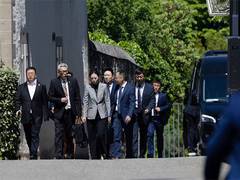 
      
      US, China tariff talks in Geneva to resume Sunday
      
      