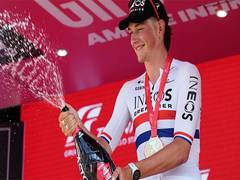 
      
      Josh Tarling hangs on for Time Trial victory
      
      