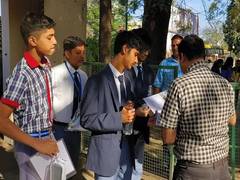 
      
      CBSE declares class 10th examination results 
      
      
