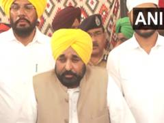 
      
      Punjab CM announces Rs 10 lakh ex-gratia for hooch tragedy victim
      
      