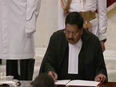 
      
      Justice Bhushan Ramkrishna Gavai Sworn in as 52nd CJI
      
      
