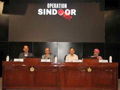 
      
      CDS Anil Chauhan along with Army, Navy and Air Chiefs, provide pe
      
      