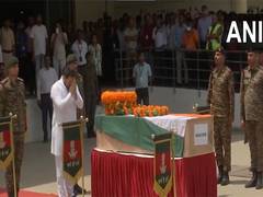 
      
      Award martyr title to military personnel...: Tejashwi Yadav
      
      