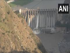 
      
      J-K: Gate of Salal dam in Reasi district opened 
      
      