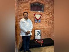 
      
      Maharashtra Minister Shelar pays tribute to VD Savarkar
      
      