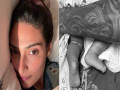 
      
      Athiya Shetty drops moments from life as new mom
      
      