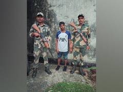 
      
      BSF troops foil infiltration attempt; B'deshi national held
      
      