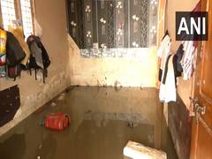 
      
      Rain lashes parts of Bengaluru, causes severe waterlogging
      
      