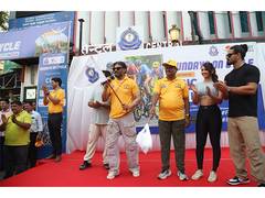 
      
      Suniel Shetty champions Fit India Sundays on cycle
      
      
