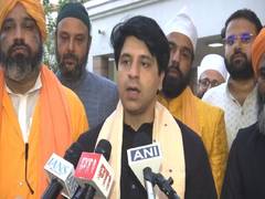 
      
      Delegation of Dargah heads meets Union Ministers
      
      