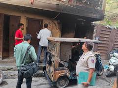 
      
      6 hospitalised after e-rick charging sparks fire in Delhi 
      
      