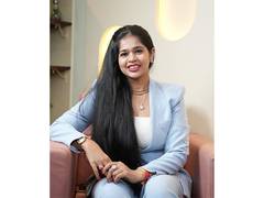 
      
      Dr Stuti Khare Shukla's Non-Surgical Hair Growth Booster
      
      