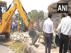 
      
      UP: Sambhal beautification drive underway, 
      
      