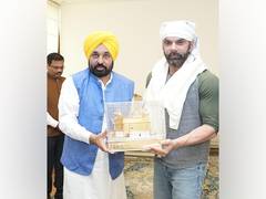 
      
      Sohail Khan meets Punjab CM Bhagwant Mann
      
      