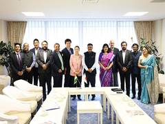 
      
      Indian MPs meet with Japan's ex- Defence Minister Minoru Kihara
      
      