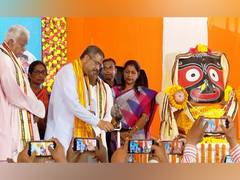 
      
      Dharmendra Pradhan inaugurates temporary KV building in Odisha
      
      