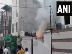 
      
      UP: Fire breaks out at parking of private company in Noida 
      
      