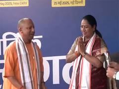 
      
      Delhi: NDA CMs, Dy CMs arrive for alliance meeting chaired by PM 
      
      